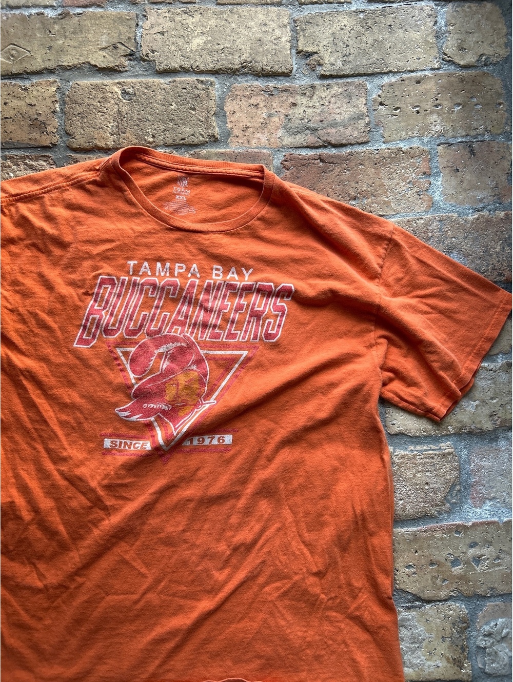Tampa Bay Buccaneers Vintage Orange Graphic T-Shirt XXL